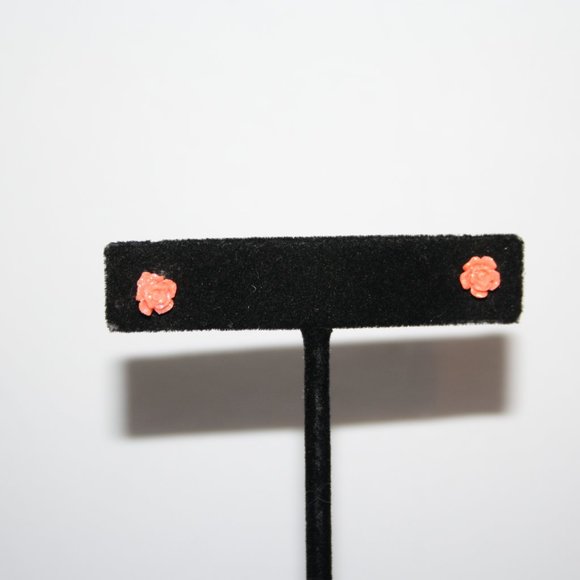Beautiful Neon orange rose stud earrings - Picture 3 of 4